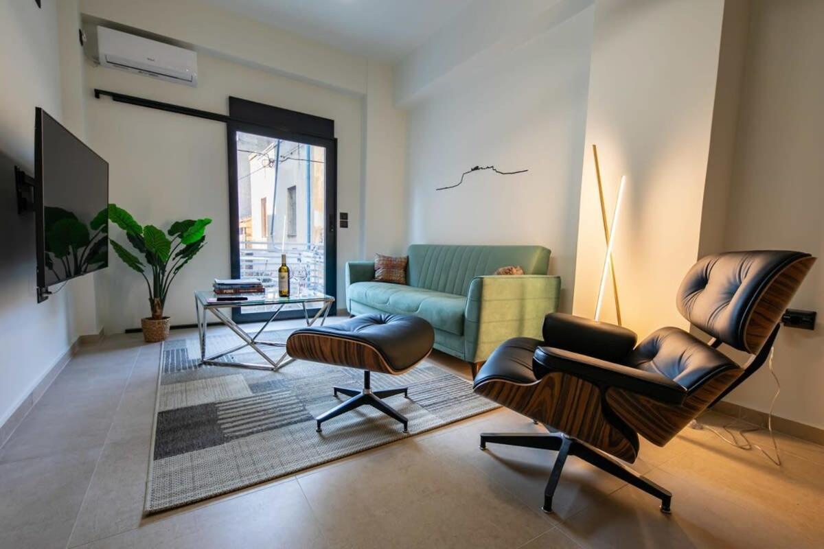 Beautiful Elegant Apartment Next To Monastiraki Aten Exteriör bild