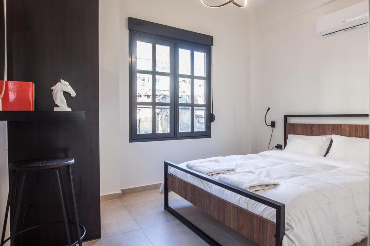 Beautiful Elegant Apartment Next To Monastiraki Aten Exteriör bild