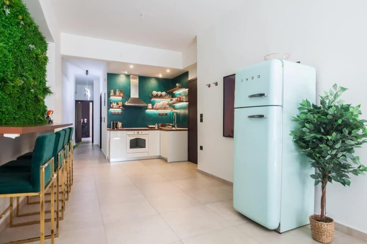 Beautiful Elegant Apartment Next To Monastiraki Aten Exteriör bild