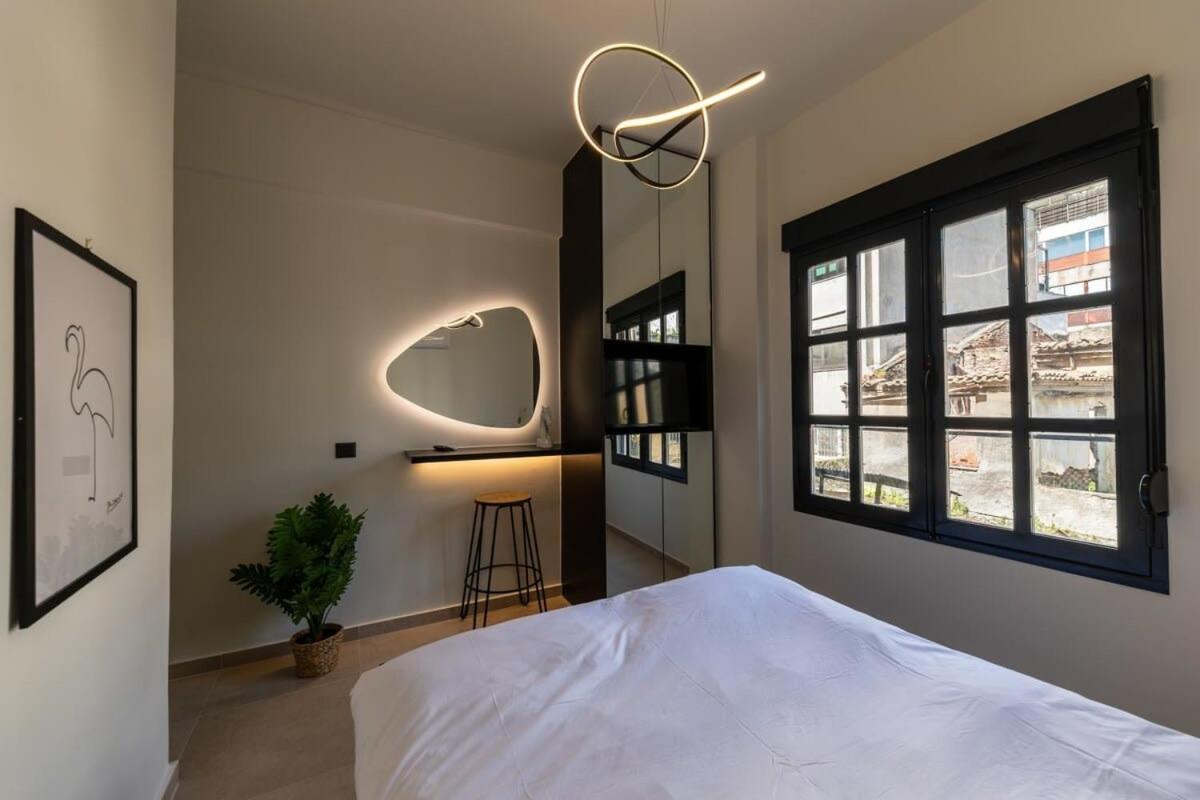 Beautiful Elegant Apartment Next To Monastiraki Aten Exteriör bild