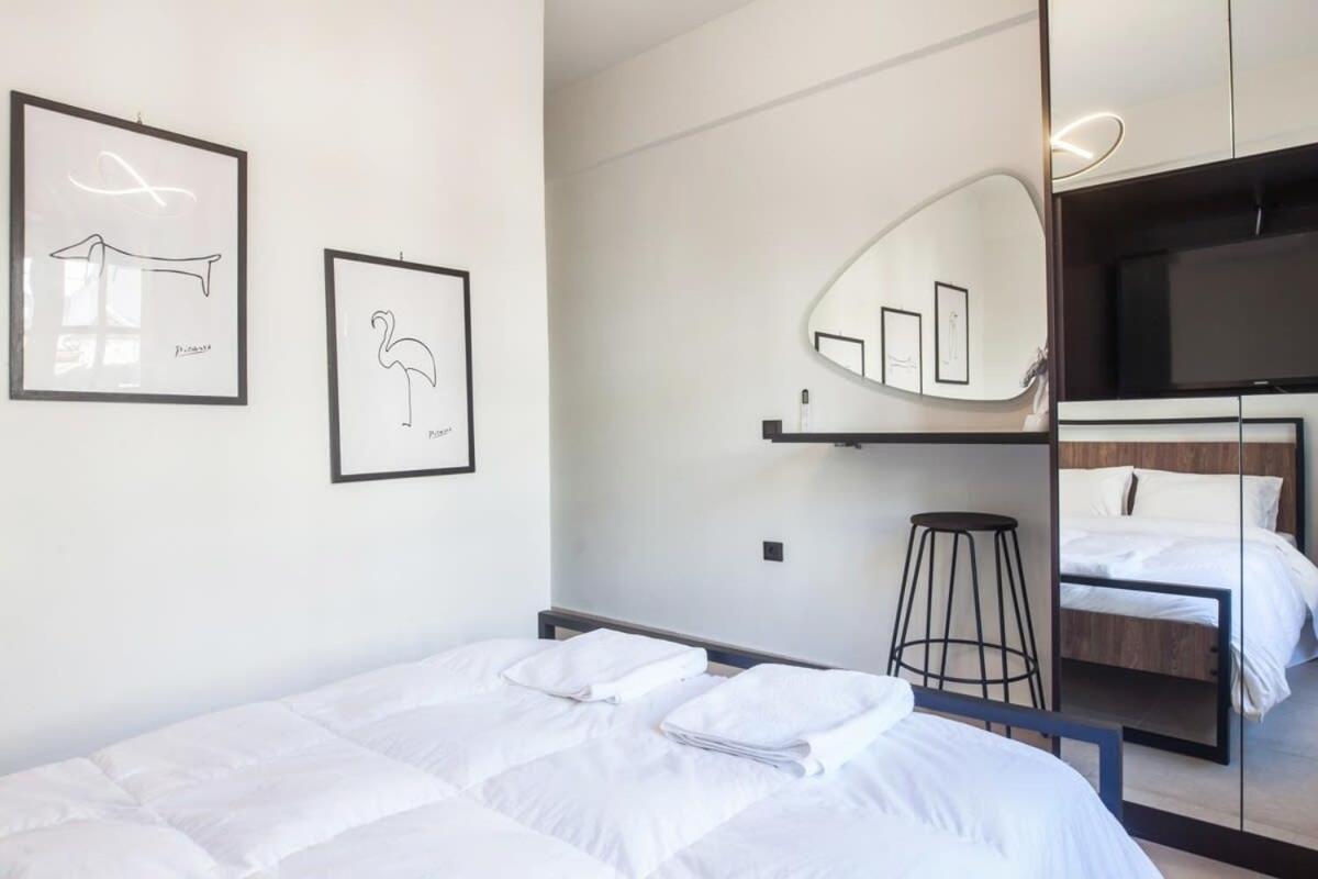 Beautiful Elegant Apartment Next To Monastiraki Aten Exteriör bild