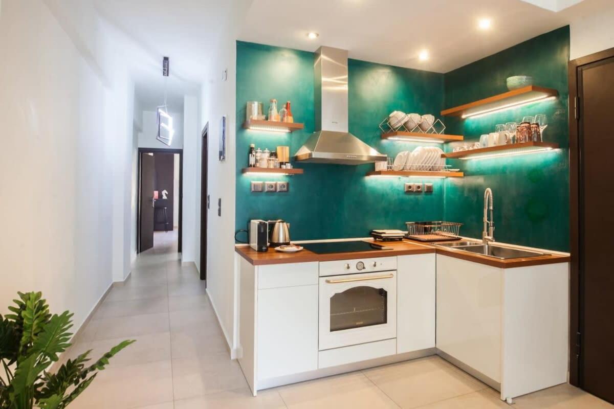 Beautiful Elegant Apartment Next To Monastiraki Aten Exteriör bild